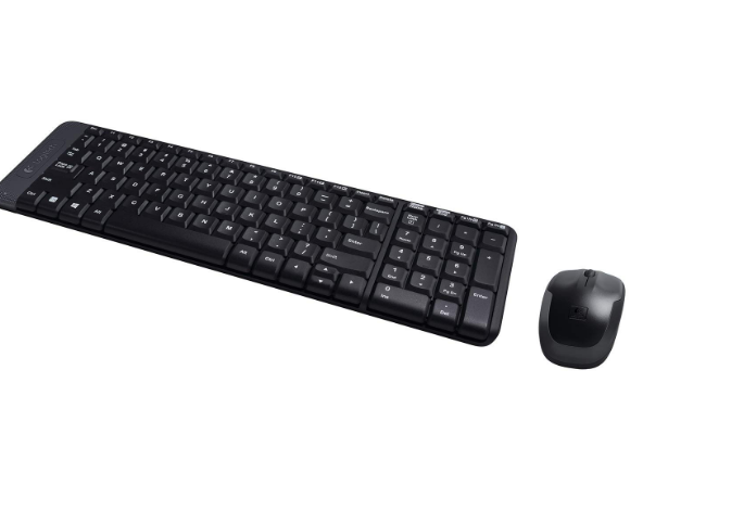 Keyboard & Mouse Combo Logitech MK120 | USB 2.0, For Windows, Optical Wired Mouse, Full-Size Keyboard, USB Plug-and-Play, Compatible with PC / Laptop, Colour:- Black