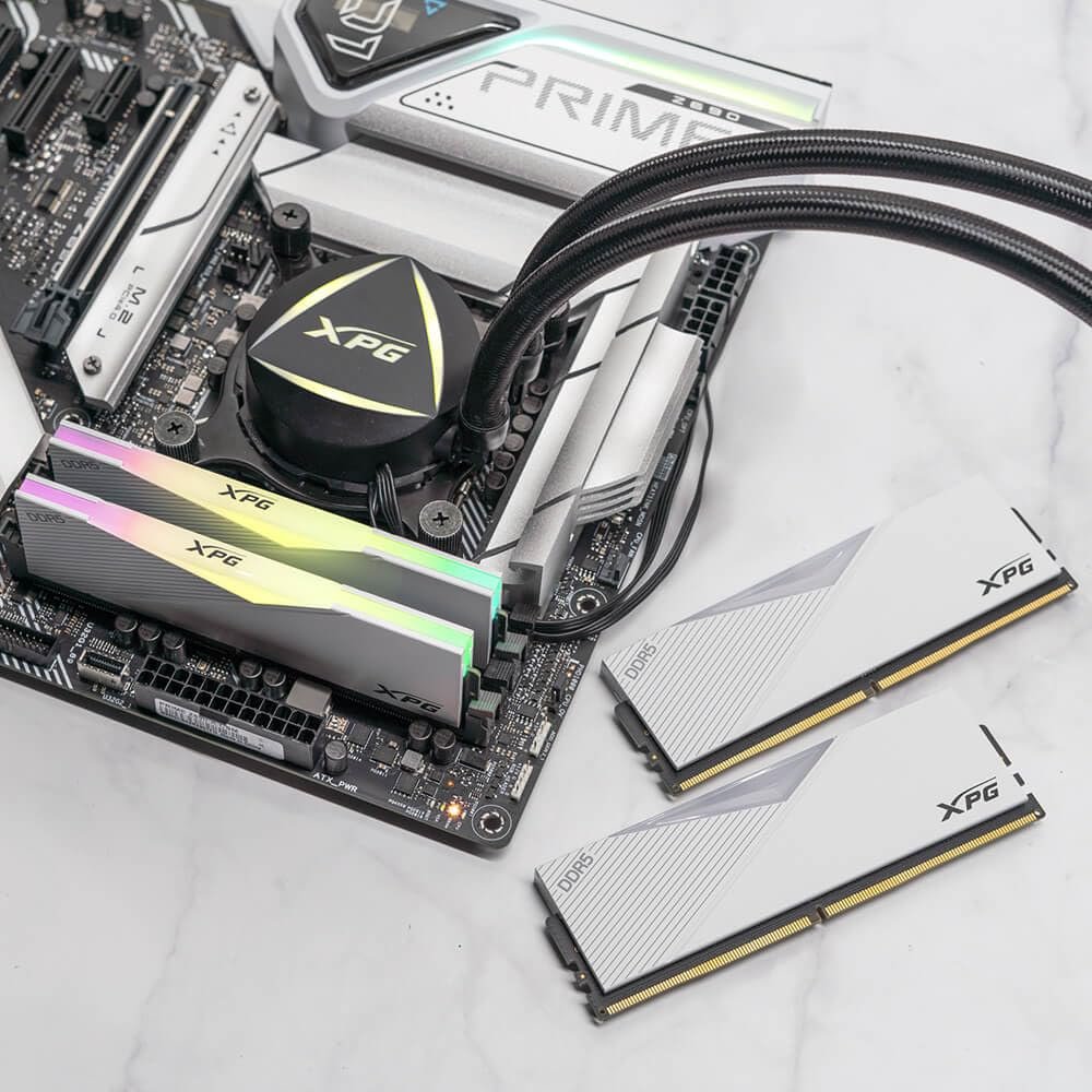 Ram XPG Adata Lancer AX5U6000C3032G-CLARWH | RGB 32GB DDR5 6000 Mhz 1.35V Desktop Memory