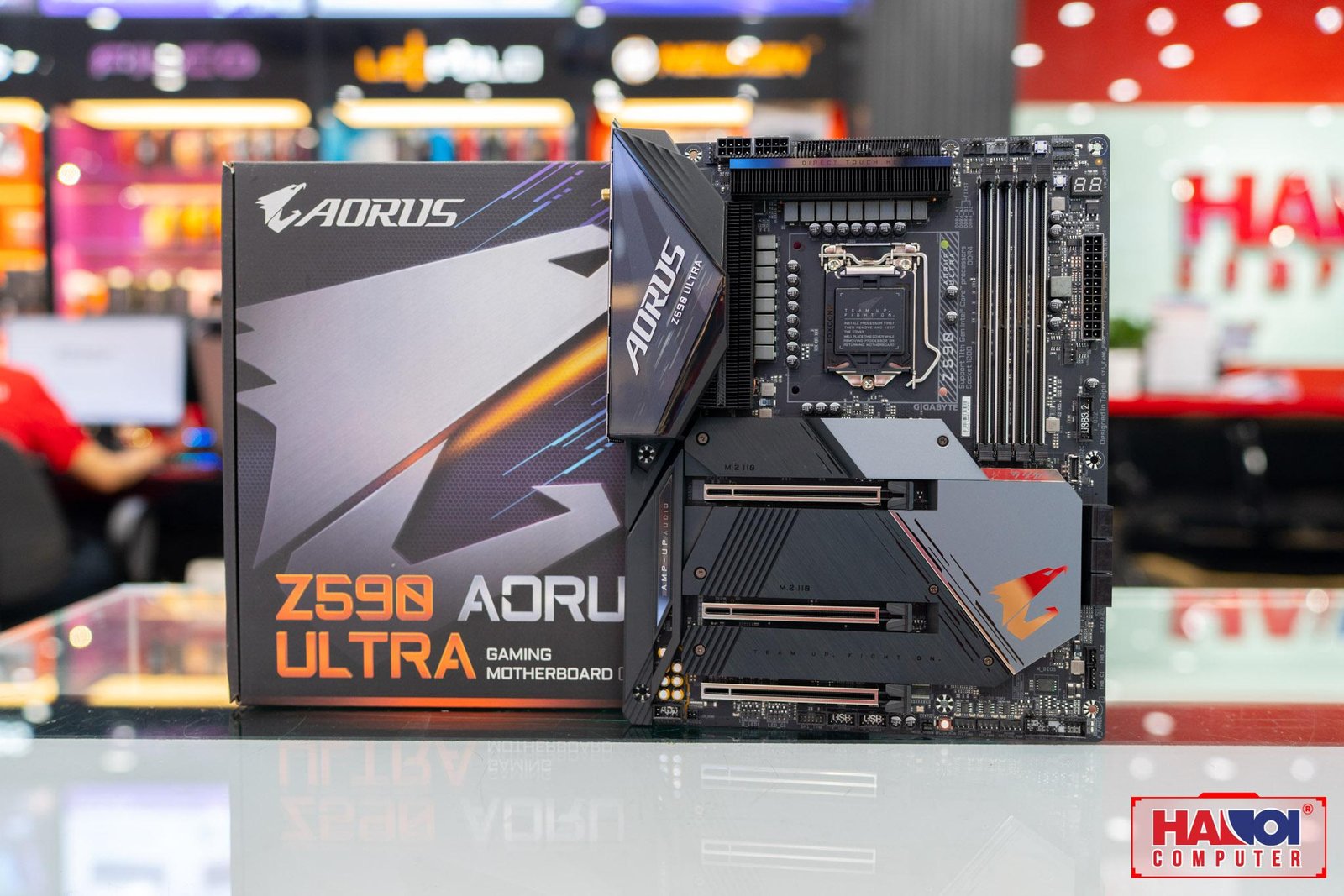 Gigabyte Z590 AORUS ULTRA ATX Gaming Motherboard | Intel Z590 | LGA1200 | PCIe 4.0 | Wi-Fi 6 | 2.5GbE LAN | Triple M.2 | DDR4 128GB
